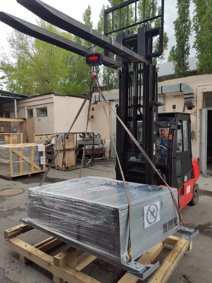 Он же на этапе взвешивания на заводских испытаниях. Фото автора.