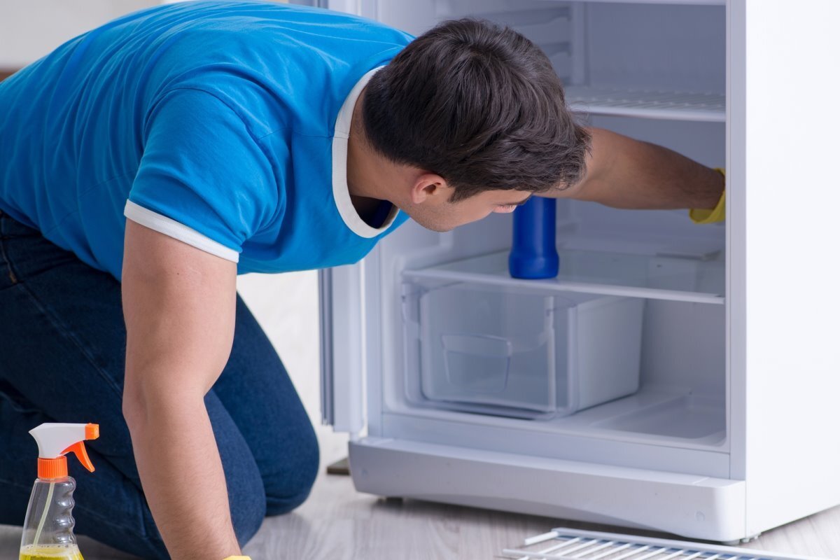 Funinginea, grăsimea și funinginea veche sunt îndepărtate într-o clipă, trebuie doar să cunoașteți câteva trucuri