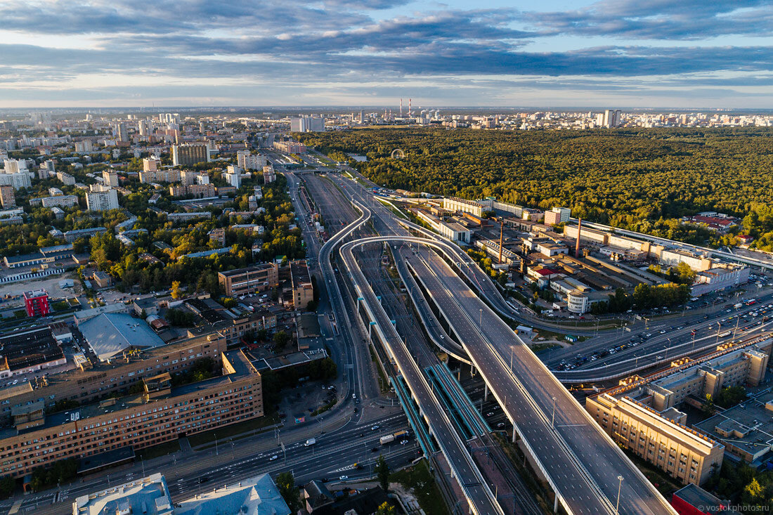 Стоит свх. Свх москва дорога что это. Эстакады москвы шосе энтузиастов. Северо-восточная хорда кусково. Северо восточная хорда шоссе энтузиастов съезд.