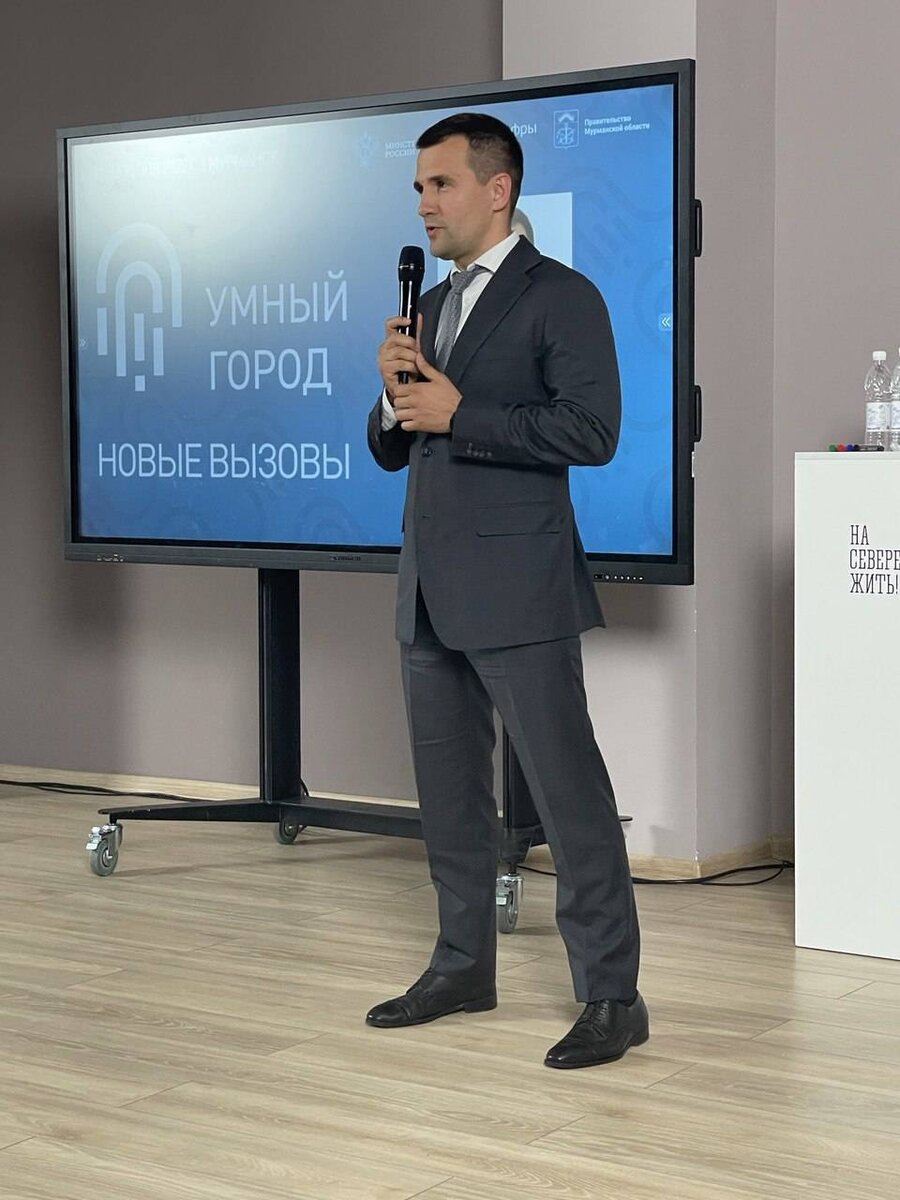 Источник фото: телеканал «360»📷
