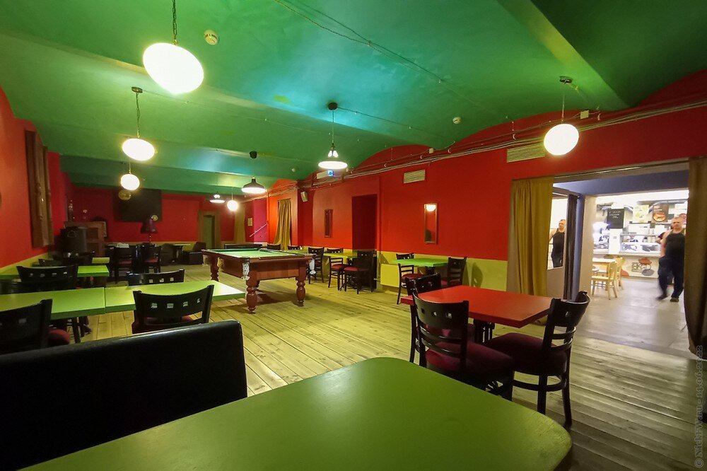 2. Зал с бильярдом © NickFW.ru — 14.06.2022г.