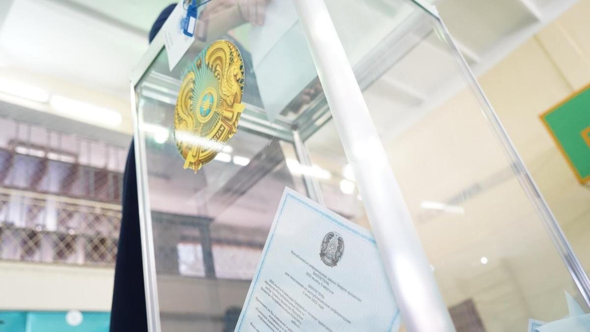    Референдум:NUR.KZ / Владимир Третьяков