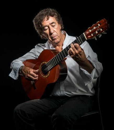 Фото гитариста фламенко Хуана Мартина с сайта https://ru.pinterest.com