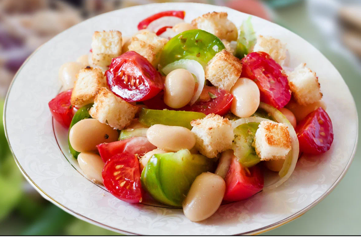 Салат "Нежный". Фото из открытого источника