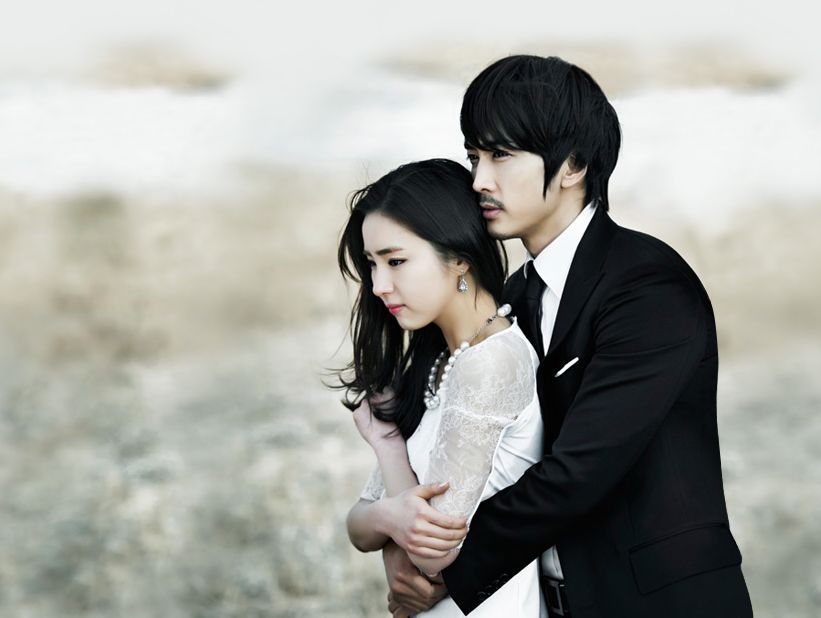 Песня когда мужчина влюблен воздух. When a man Loves дорама. Shin se Kyung when a man Loves. Дорама когда мужчина влюблен 2013.