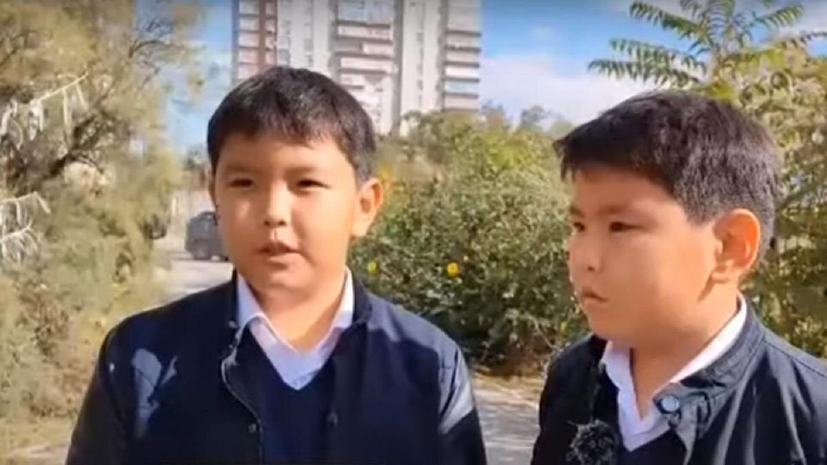    Близнецы Касым и Жомарт:YouTube/Телеканал Астана