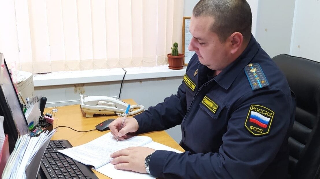     Судье за получение взятки дали условный срок и назначили штраф 2,1 млн рублей, сообщает пресс-служба управления ФССП по Ставрополью.