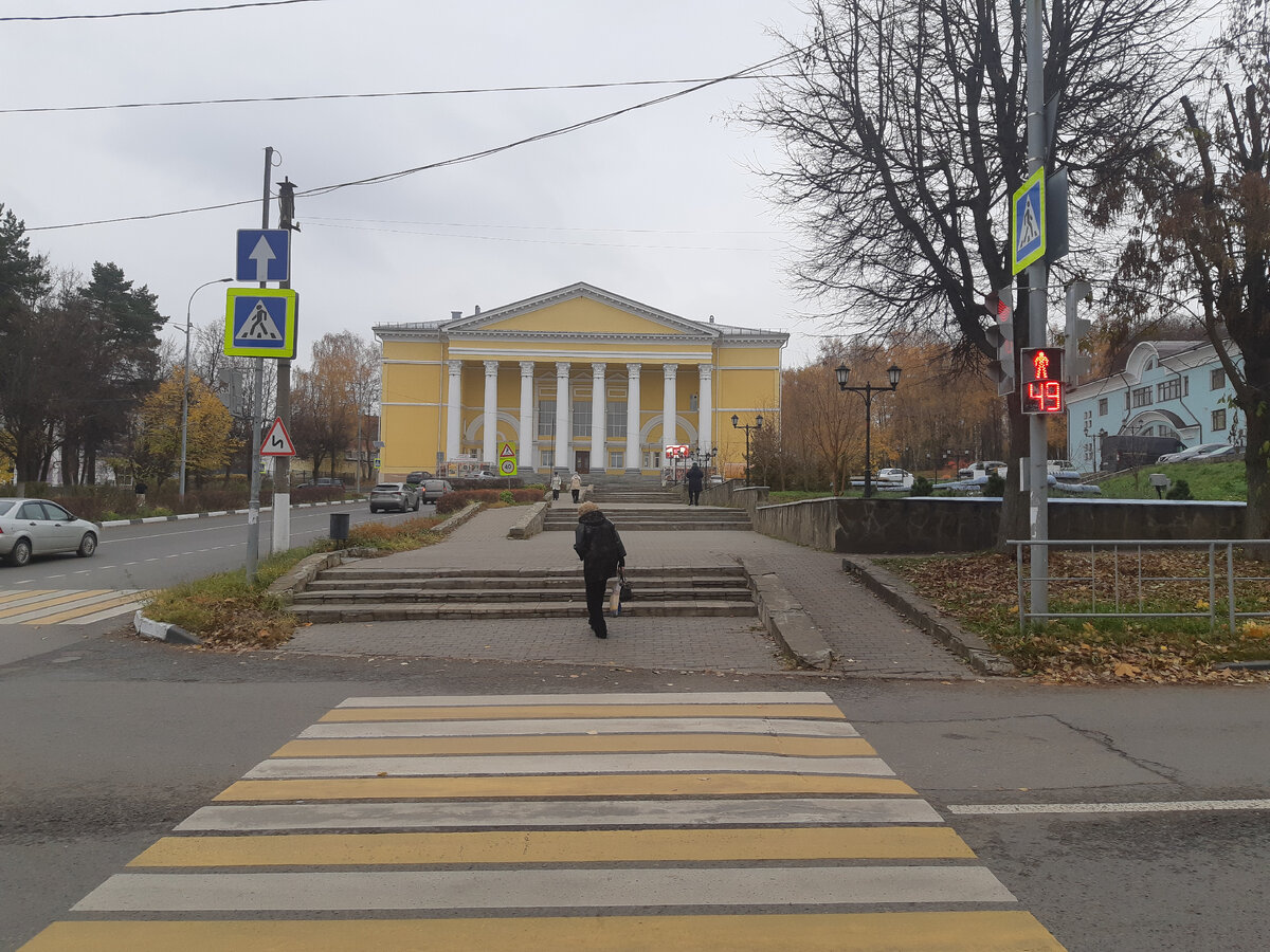 В Дмитров на выходной: кремль, Кропоткин и театр 