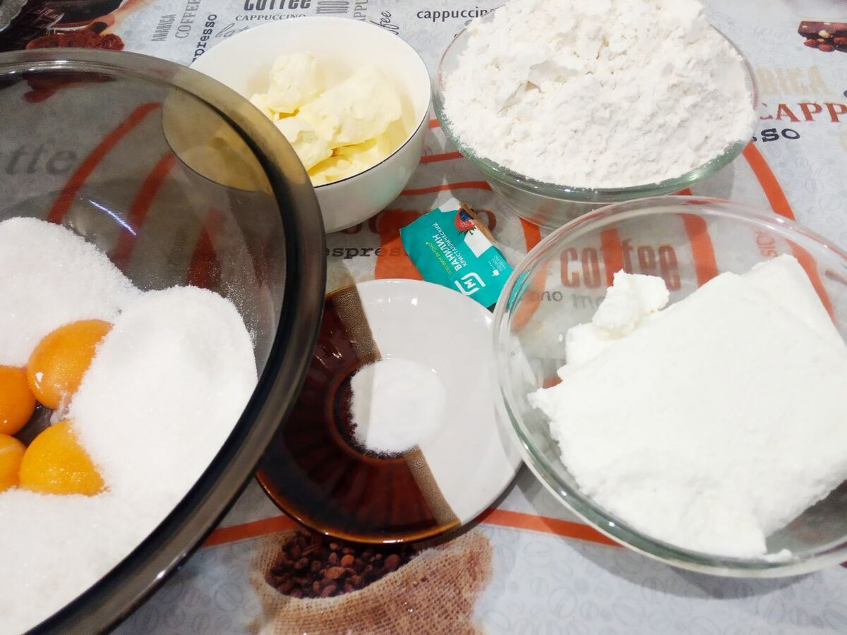 Ингредиенты для приготовления творожных булочек