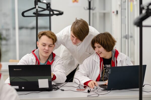    Фото: schooltalents.urfu.ru