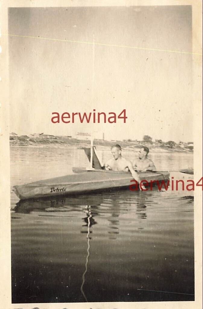 Было бы интересно проследить влияние немецких лодок, на послевоенные советские байдарки "Луч", "Салют". Хотя в целом все каяки, байдарки уже много лет существуют в одних и тех, же пропорциях. Изменения не так уж значительны. Чаще меняются только материалы. 