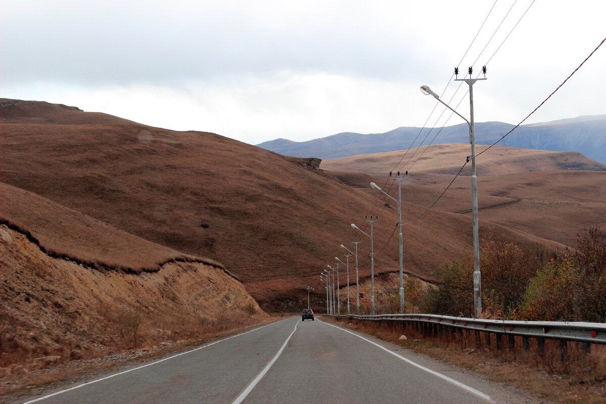 Дорога на Джилы Су в начале ноября