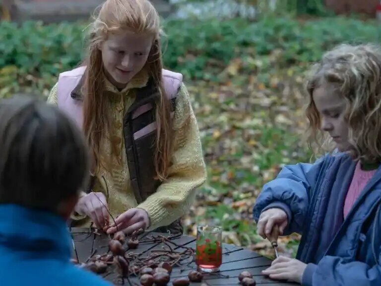 Кадр из сериала «Каштановый человечек», 2021 год, режиссеры Каспер Барфоэд, Миккел Серуп