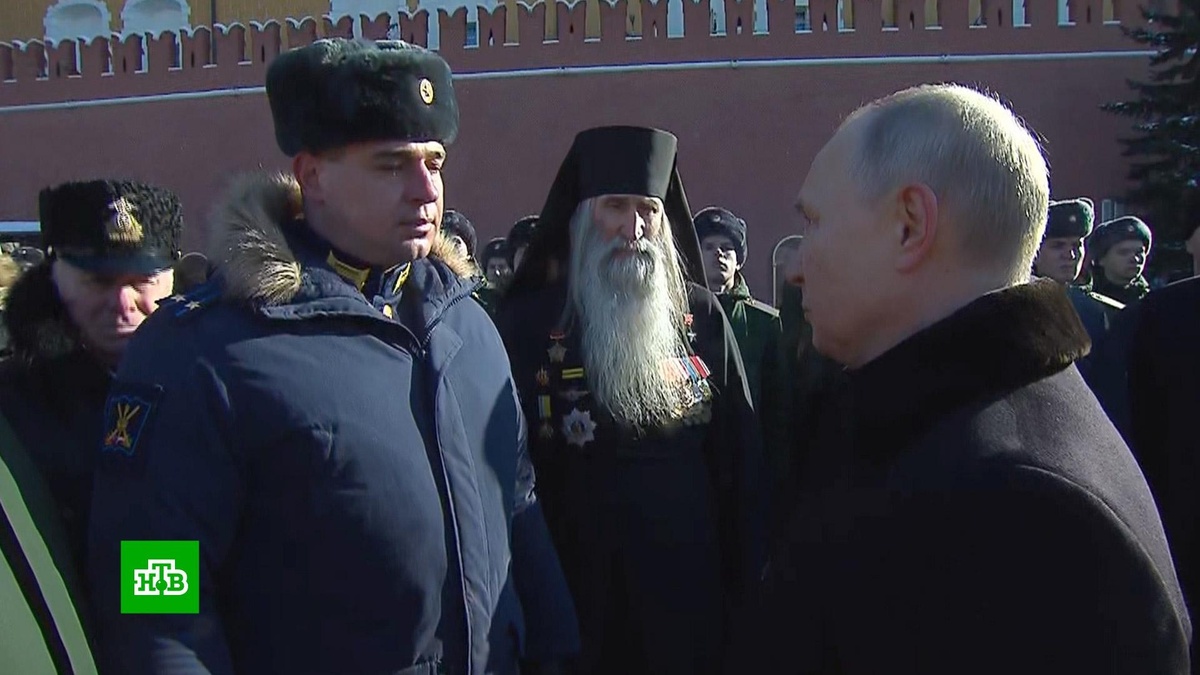    Путин назвал заботу о защитниках страны святой обязанностью государства