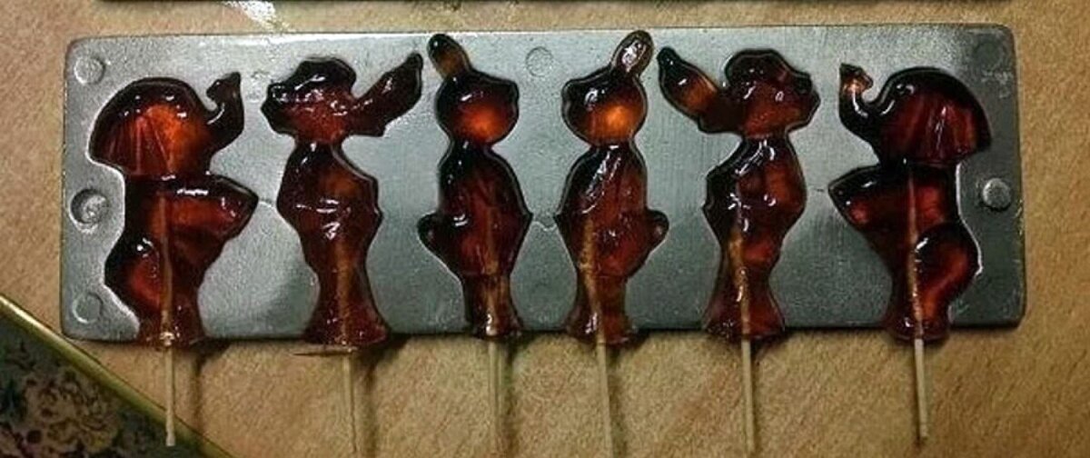Расплавленные леденцы в духовке