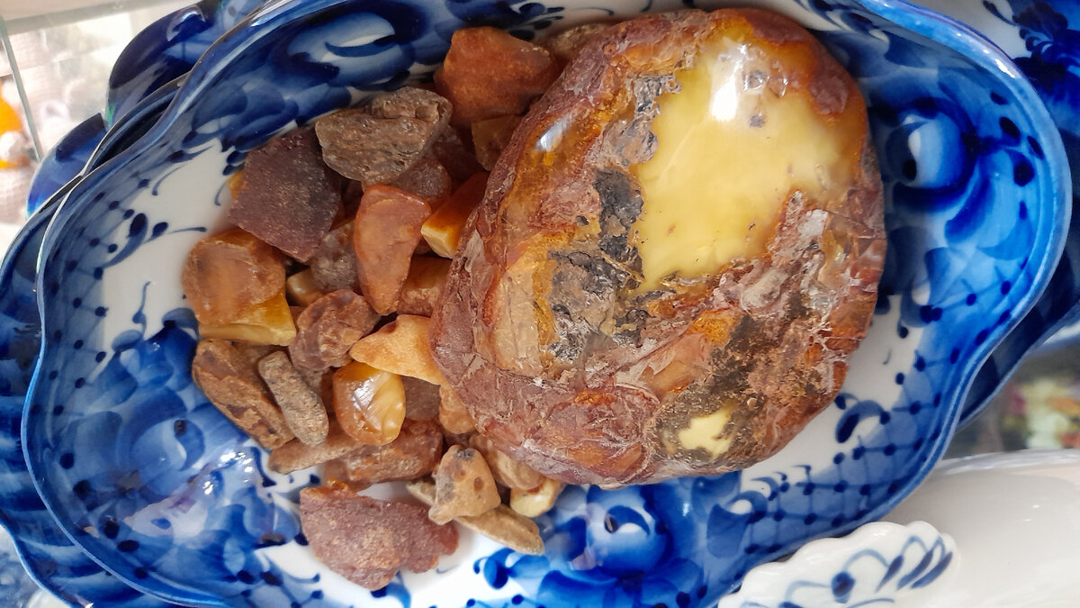 Это настоящий янтарь