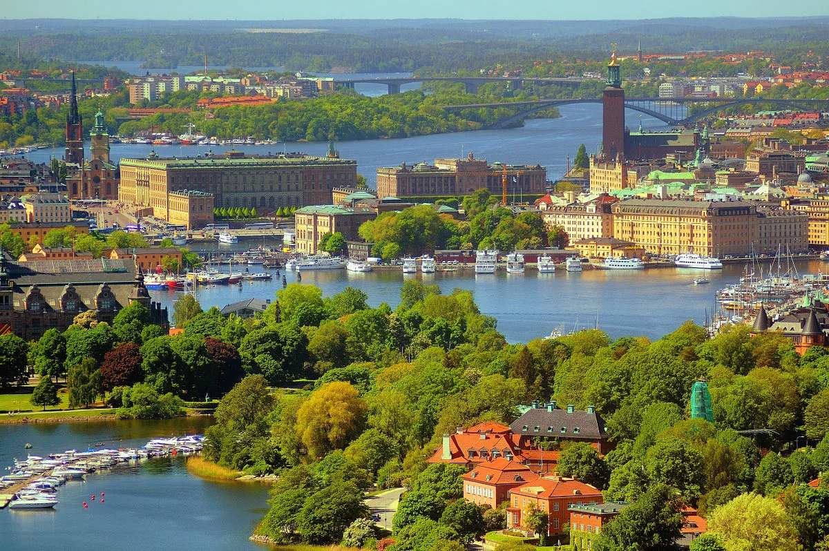 Страна города стокгольм. Стокгольм столица Швеции. Швеция Sweden Стокгольм. Швеция достопримечательности Стокгольма. Швеция столица Стокгольм панорама.