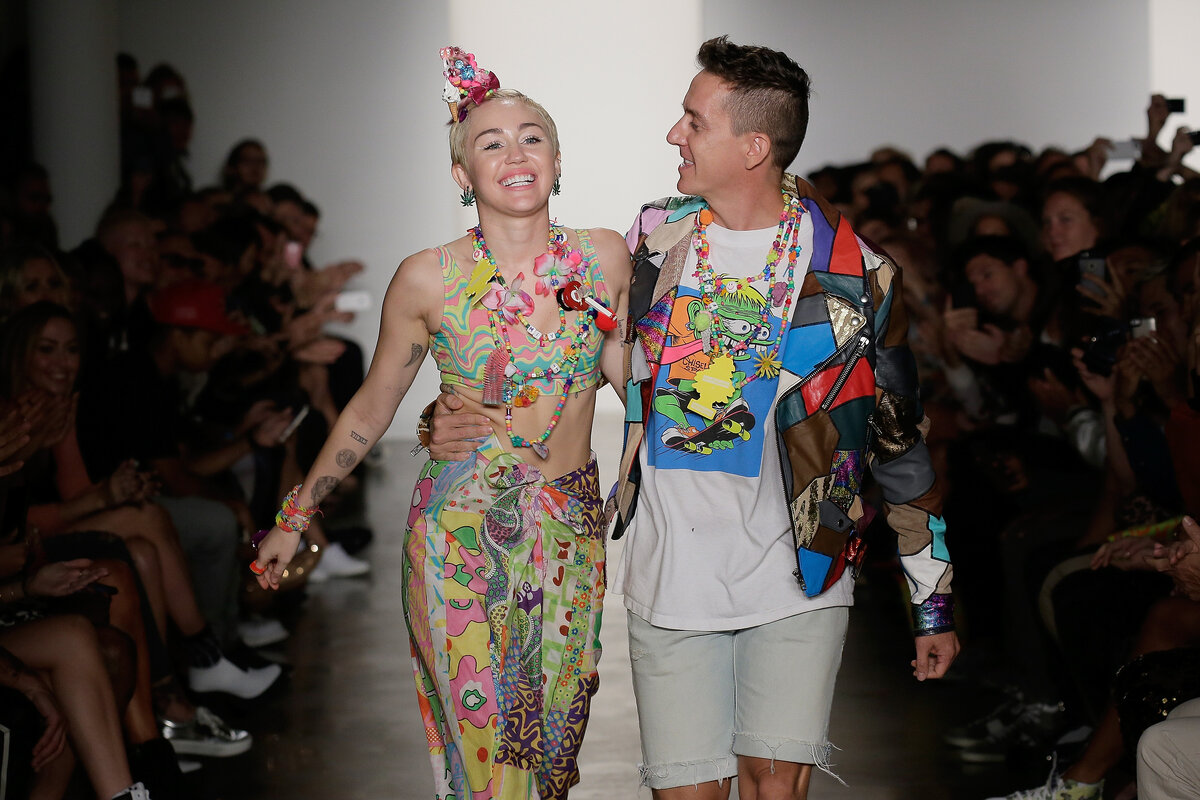     Джереми Скотт ушел из Moschino после 10 лет работы с брендом