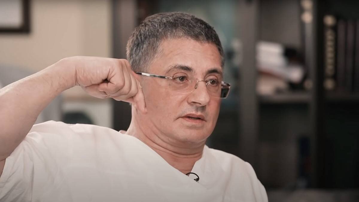    Фото: YouTube / Осторожно: Собчак