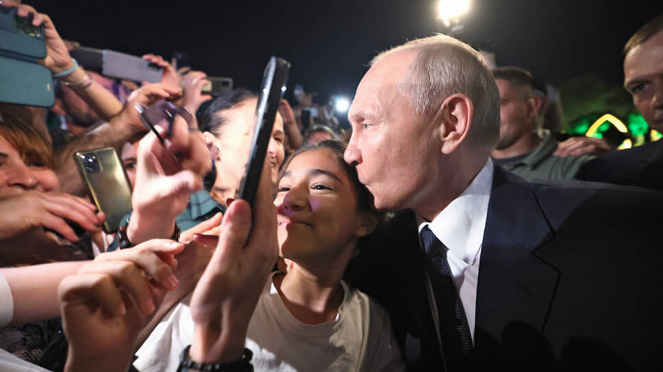 Фото: пресс-служба президента РФ📷Оказывается, так тоже можно было. Безо всякого ПЦР