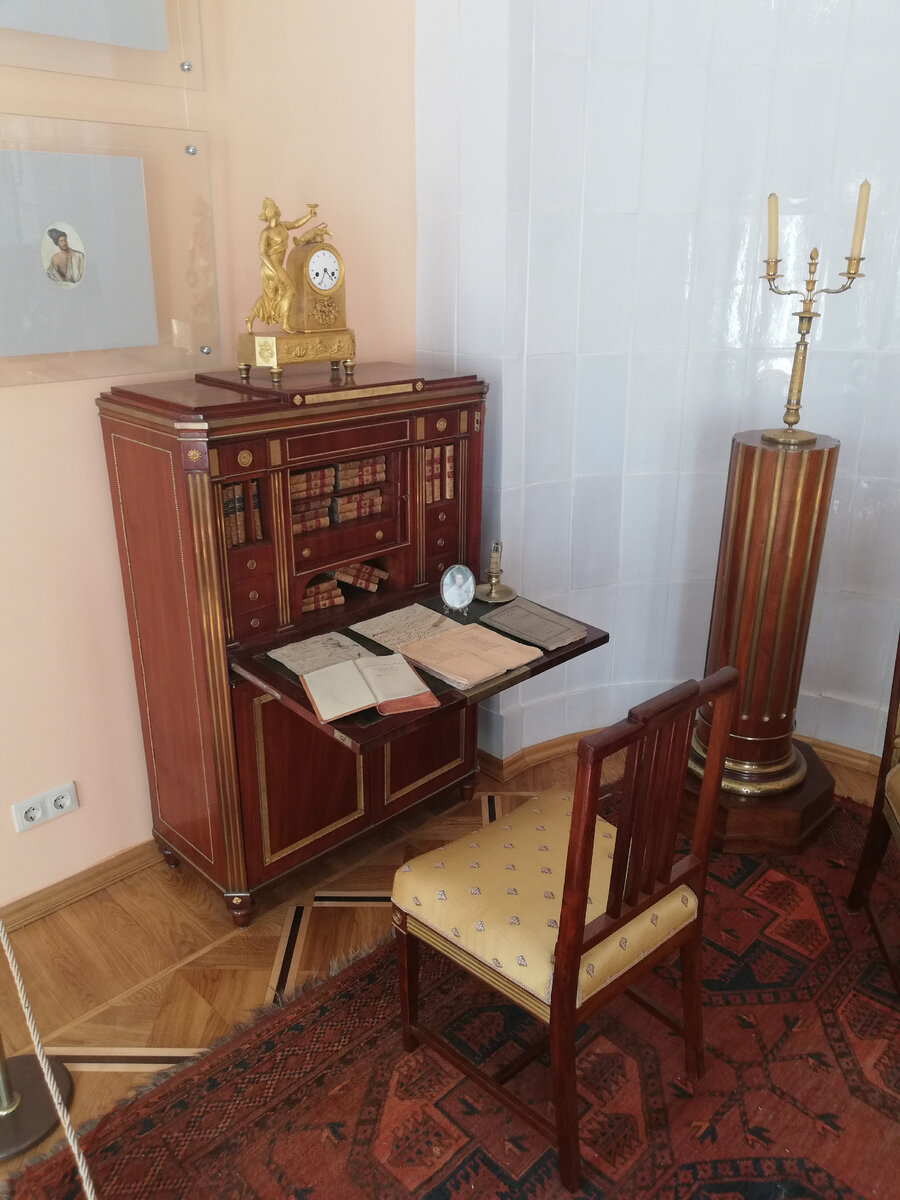 Обстановка жилых комнат