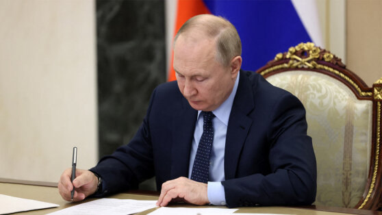   Иностранцам станет проще открывать вклады и счета в российских банках Алина Городниченко