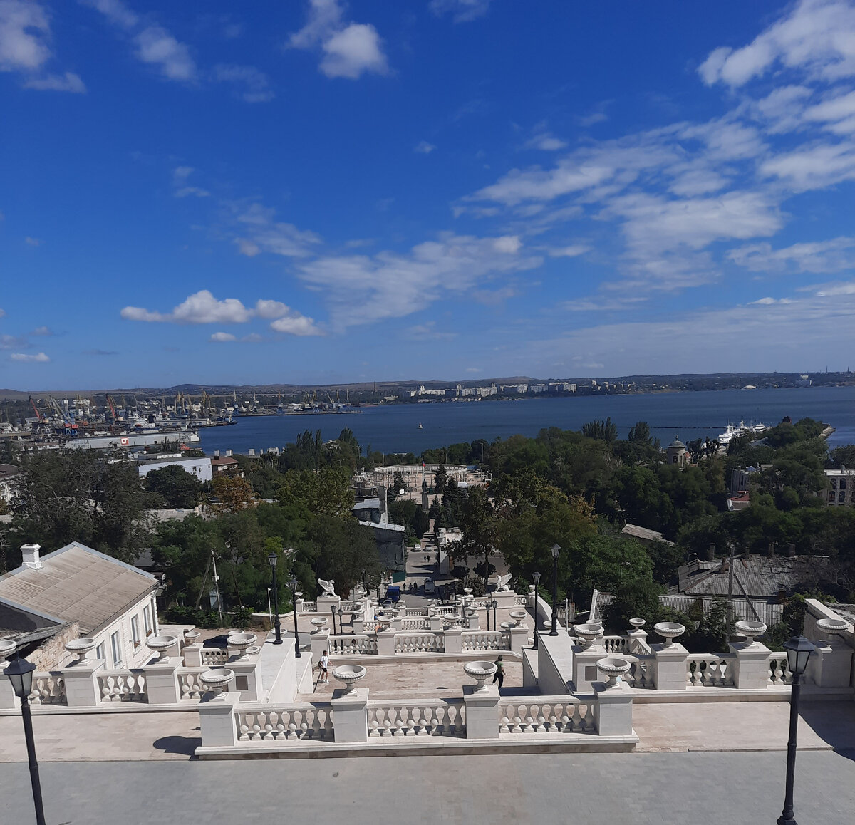 Большая Митридатская лестница