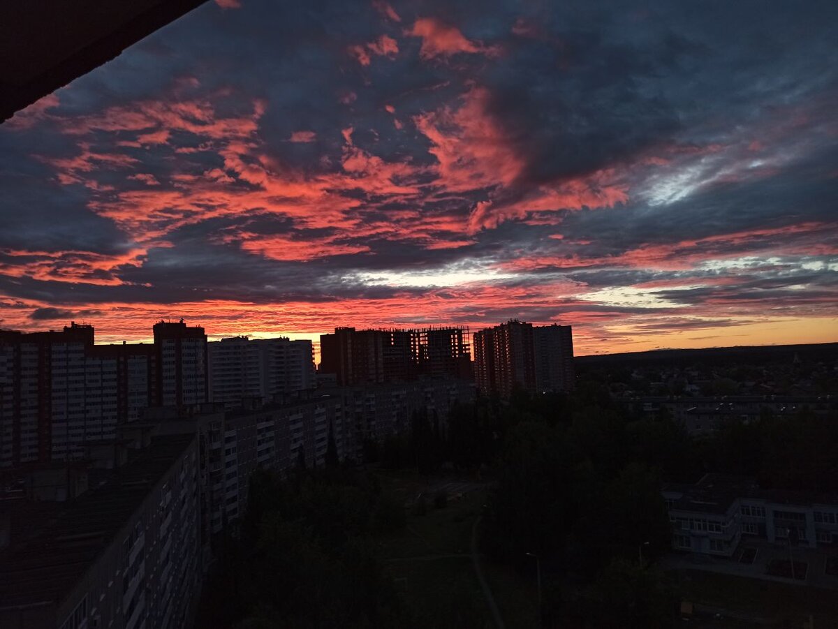 Просто вид из окна, красоту которого я не видел. 