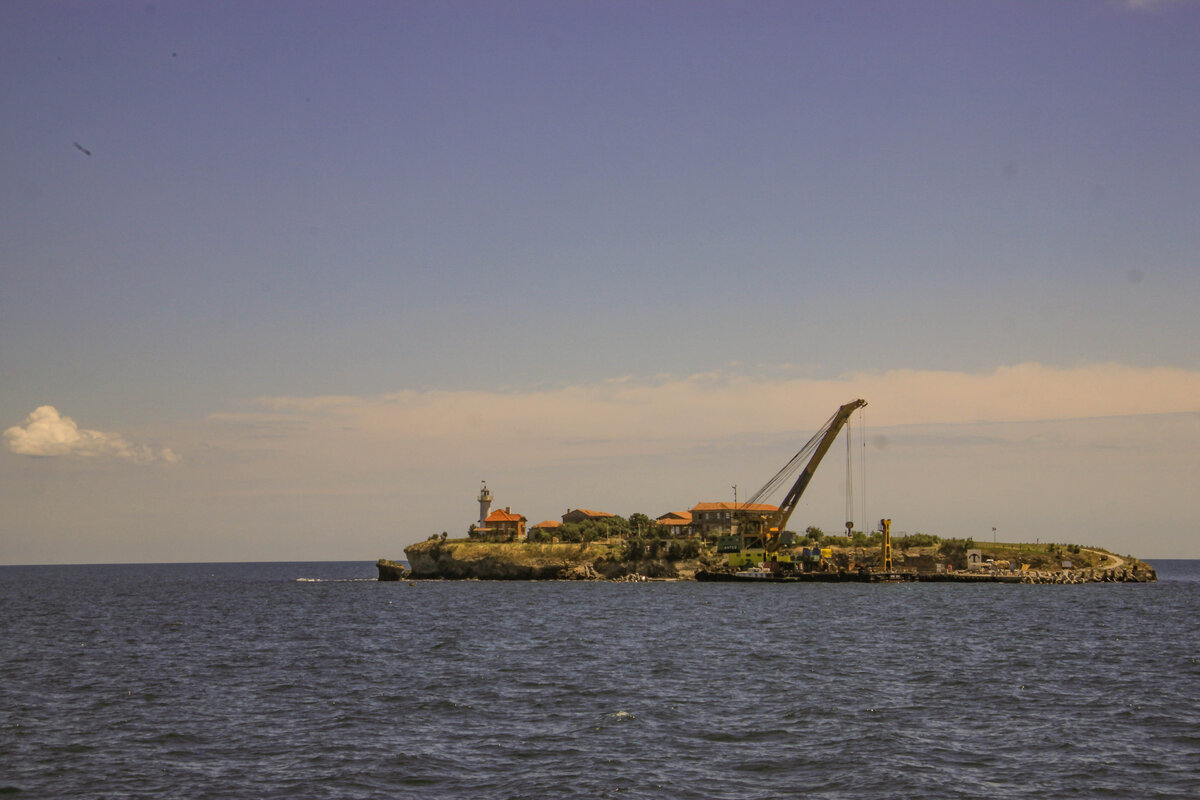 Подплываем к острову / фото из личного архива