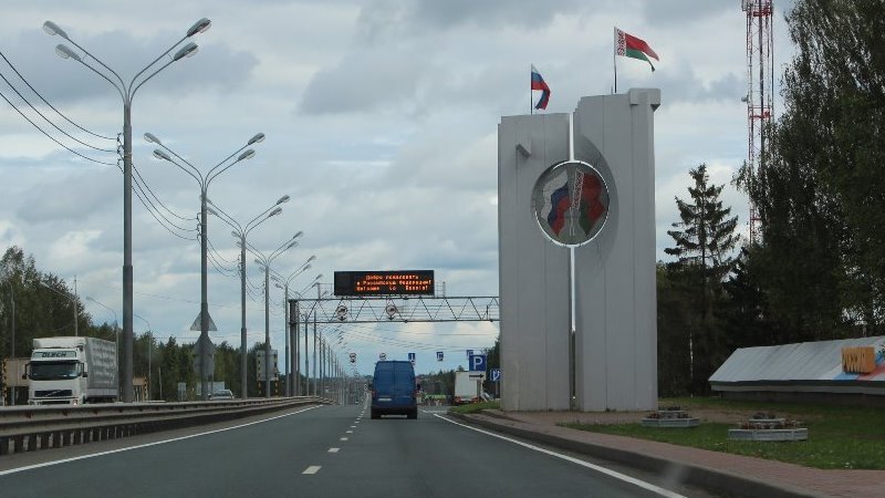 Въезд из россии в беларусь. Граница в Орше Россия Белоруссия. Москва Орша граница. Въезд в Россию для белорусов. КПП красное на границе с Белоруссией.