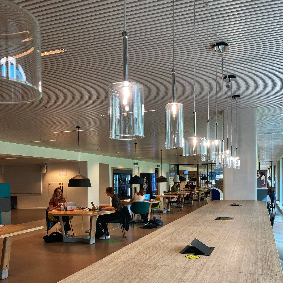 Библиотека Ляйденского университета в Гааге