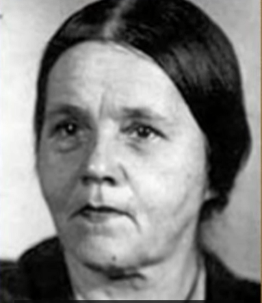 Варвара Попова