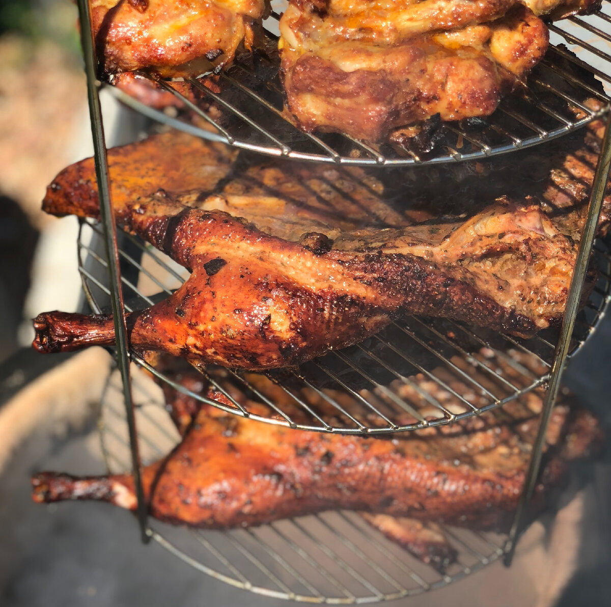 Тот, кто хоть раз пробовал еду, приготовленную с помощью хорошего тандыра, ни с чем не спутает этот неповторимый вкус.