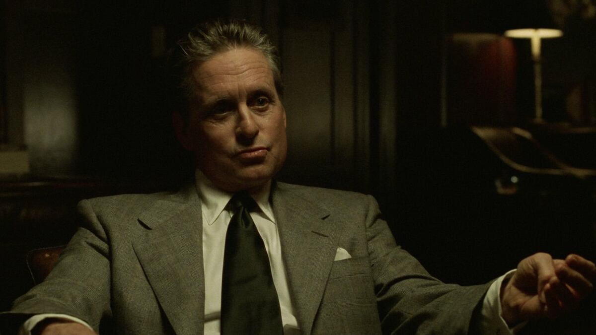 В фильме играют три лауреата Оскара: Шон Пенн, Майкл Дуглас и Спайк Джонс
