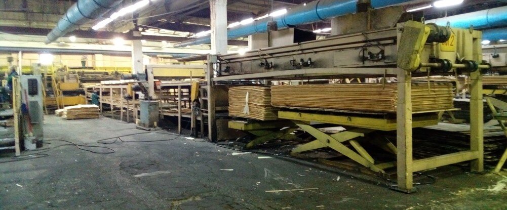 Оборудование для лущения шпона