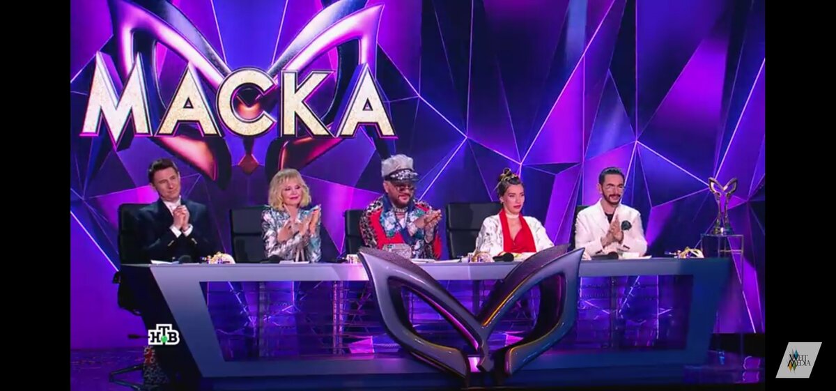 Скриншот телевизионного шоу "Маска" 3 сезон 4 выпуск.
