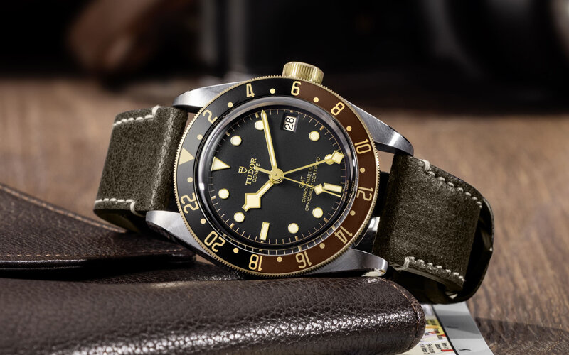 Часы Black Bay GMT S&G в 41 мм корпусе из стали и желтого золота на кожаном ремешке