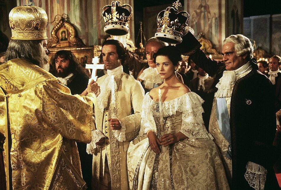 кадр из фильма "Екатерина Великая"