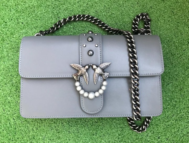 История сумок PINKO