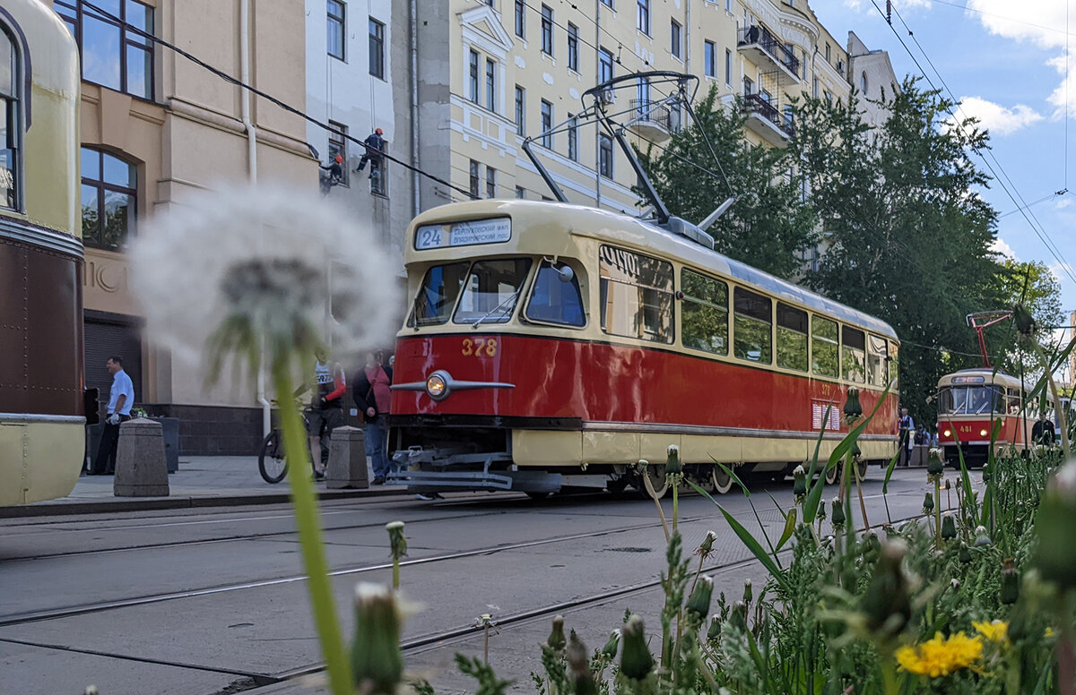 Московский парад ретро-транспорта | ФотоОхота на автомобили | Дзен