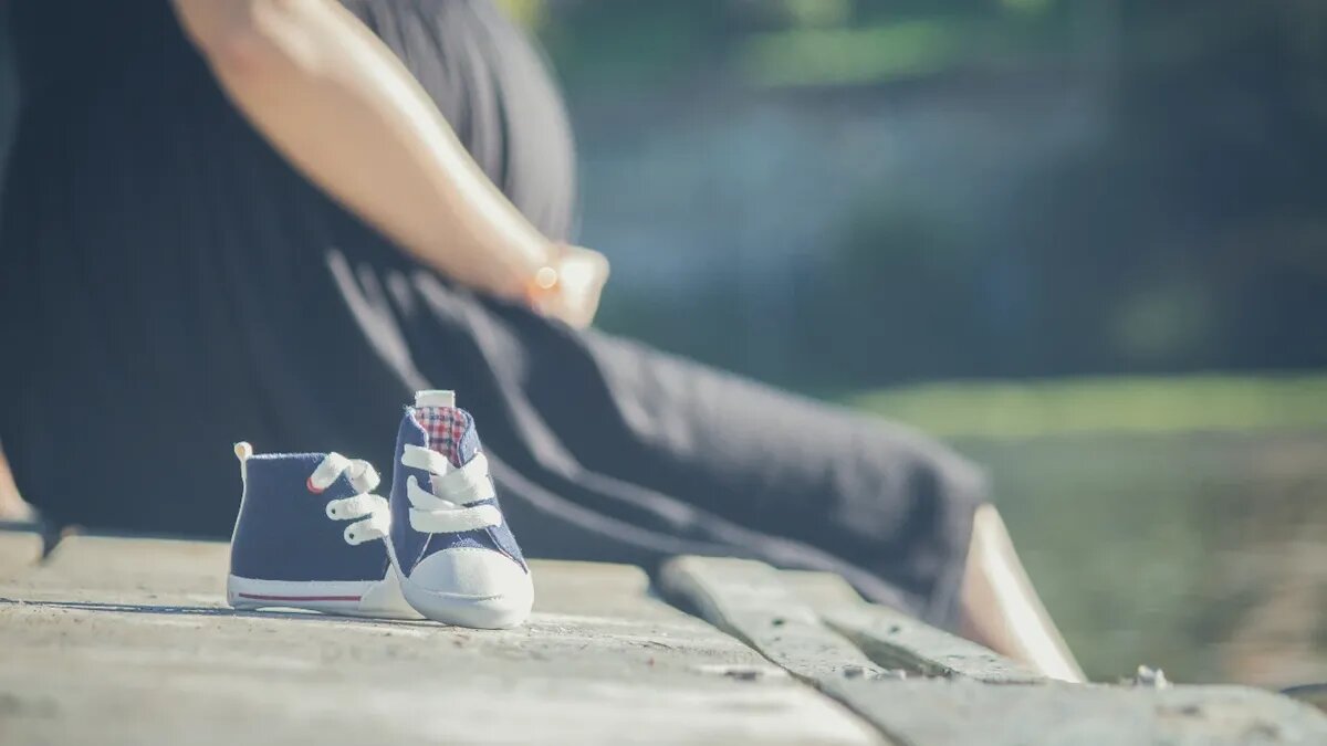 Беременные студентки также имеют право на пособия. Фото: pxfuel.com 