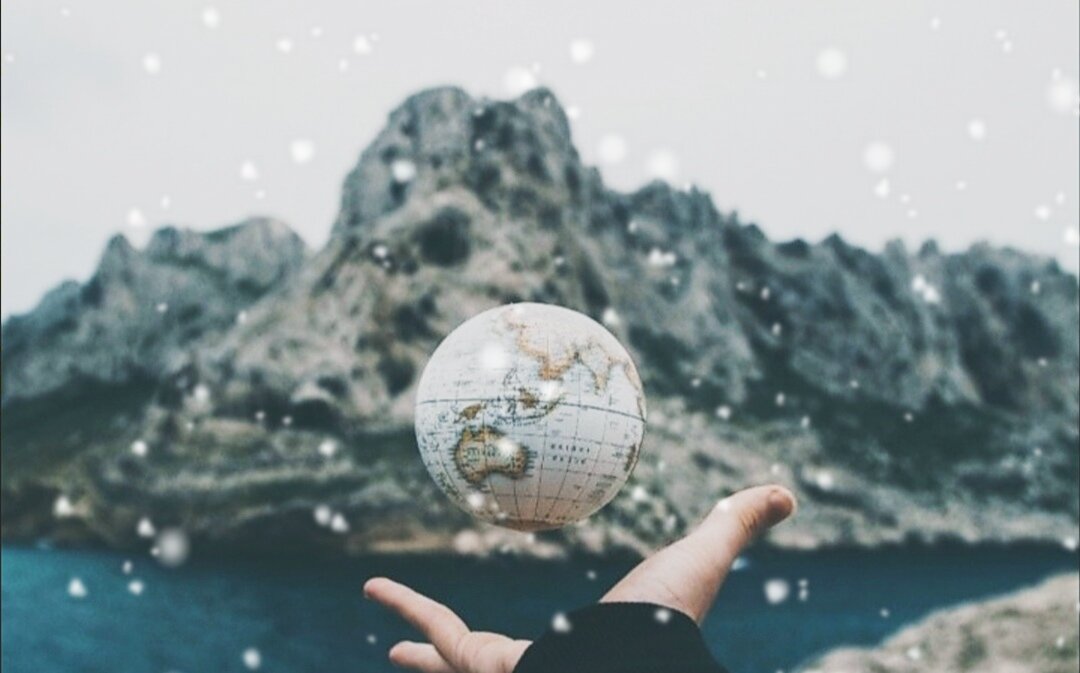 Сознание такого человека, может охватить всю планету в объятья, как обнять близкого человека. 