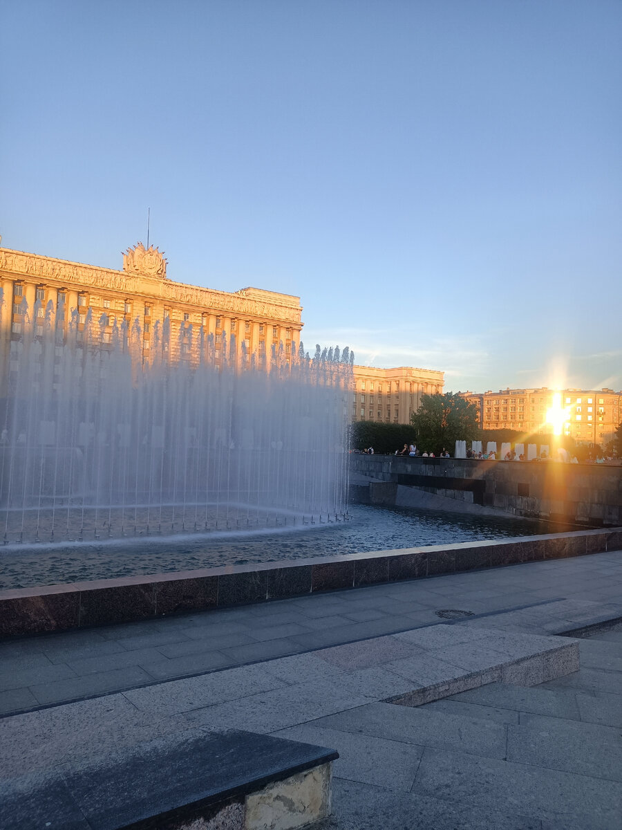 Московская площадь 
