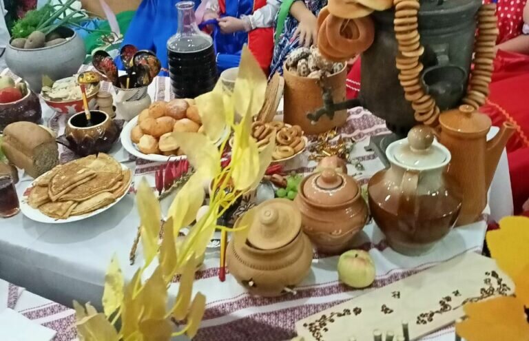   В Оренбуржье прошел фестиваль пирога и хлеба Кристина Просвиркина
