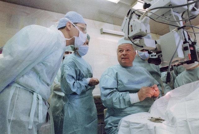 Сн федоров микрохирургия глаза. Академик федоров офтальмолог. Сн федоров микрохирургия глаза. Академик федоров офтальмолог. Сн федоров микрохирургия глаза.