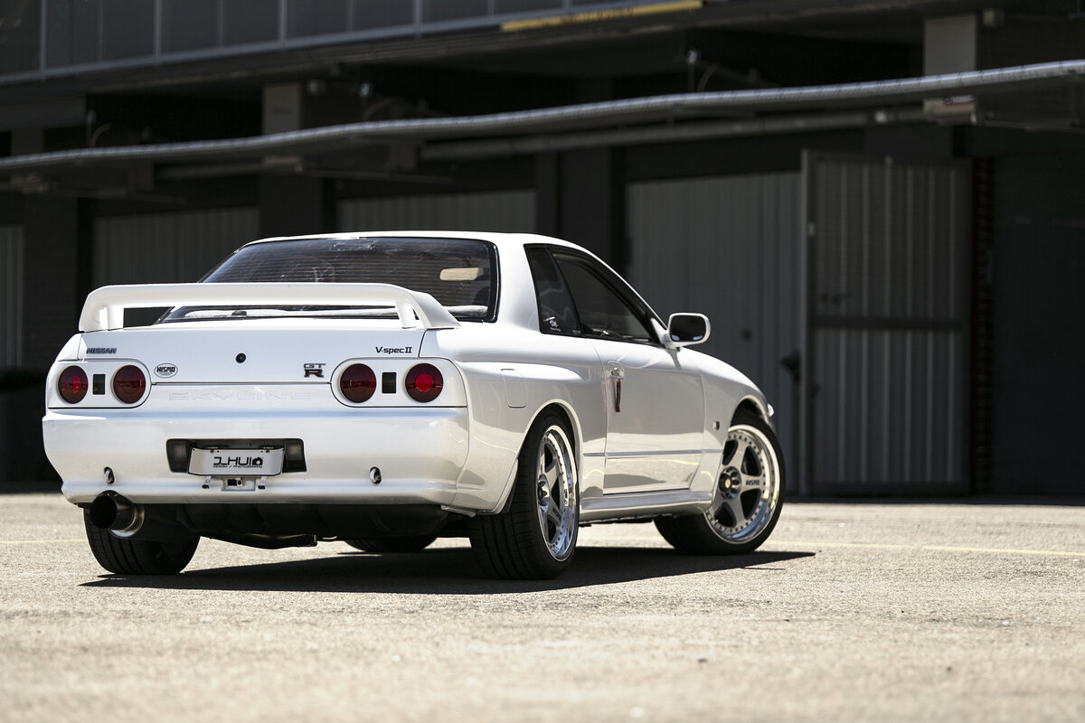 Nissan Skyline GT-R R32 V-spec II