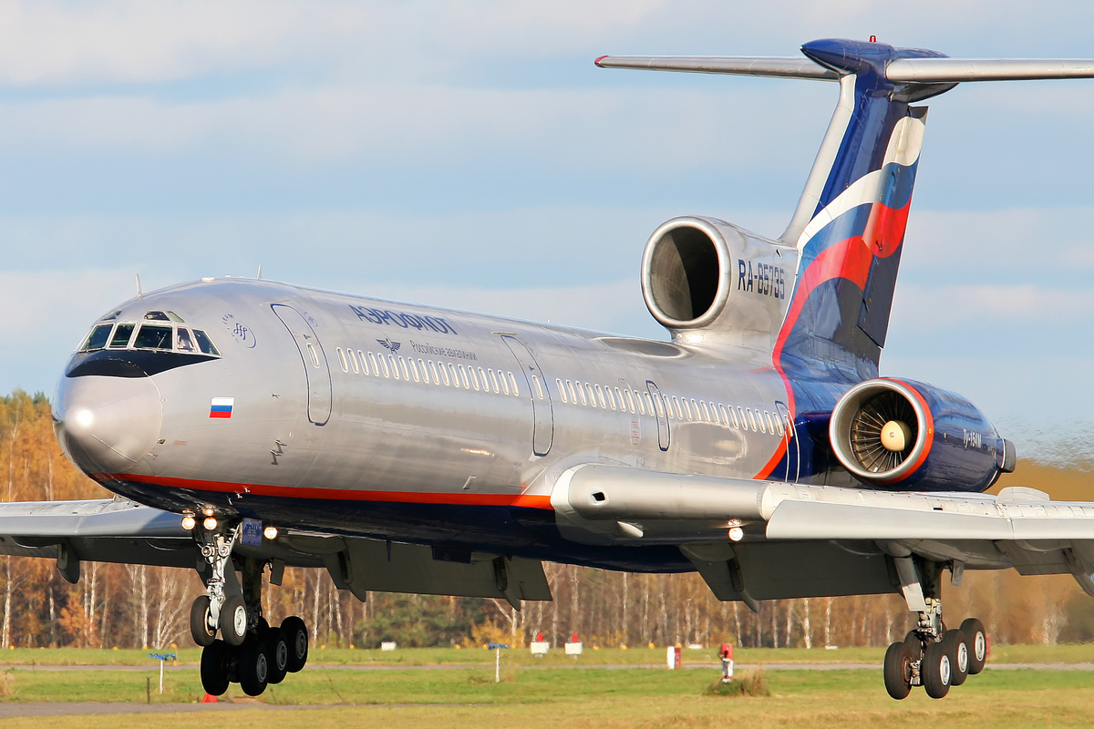 Ту-154М.
