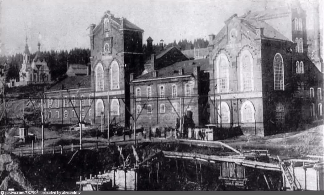 Доброго дня, дорогие товарищи и сограждане. Сегодня вас ждет новая подборка фотографий, сделанных в СССР, а так же мои воспоминания о тех далеких, но таких близких сердцу событиях.-4