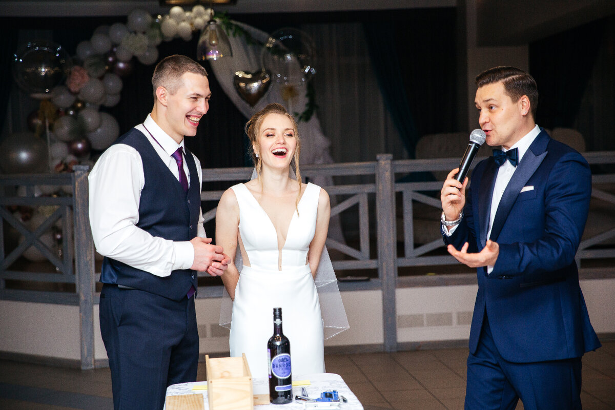 Винная церемония. Ведущий Евгений Ярс.