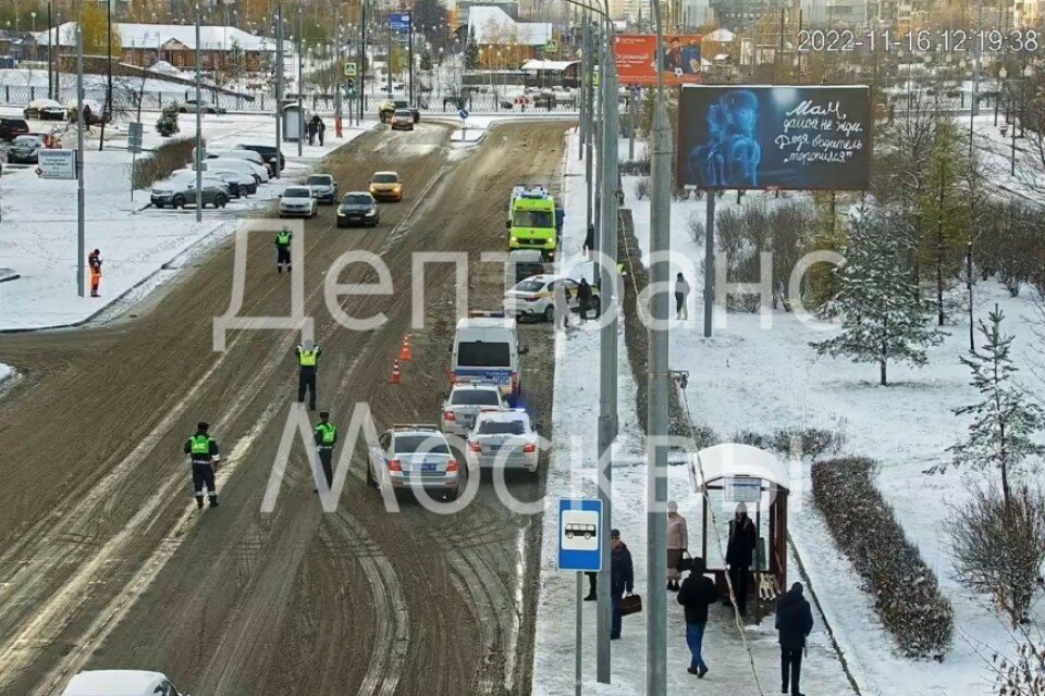     На улице Перерва в Москве столкнулись два автомобиля  Департамент транспорта Москвы